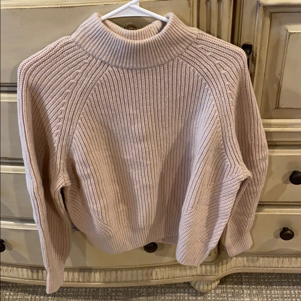 NEW H&M Sweater